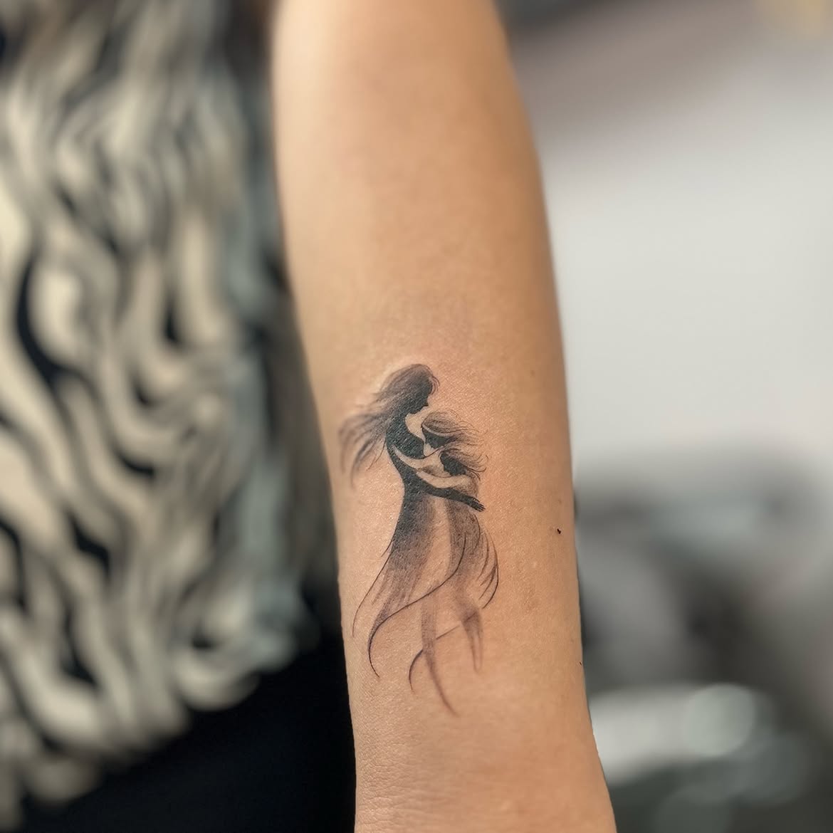 29 Mom Tattoo Ideas 2026: Meaningful Designs That Celebrate an Unbreakable Bond