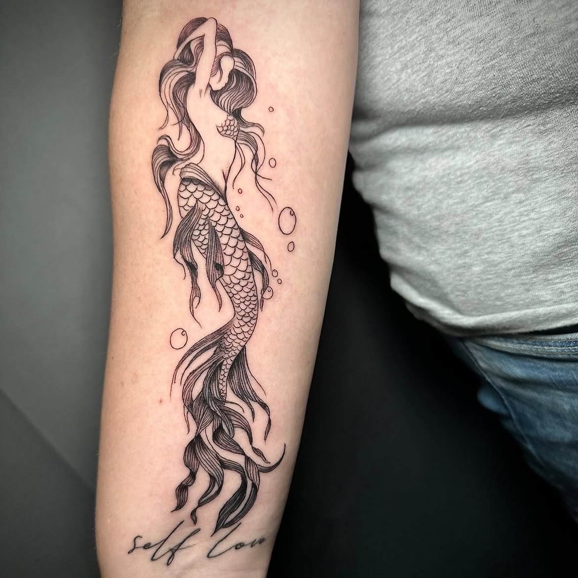 30 Mermaid Tattoo Ideas 2026: Enchanting Designs That Bring Ocean Magic to Life