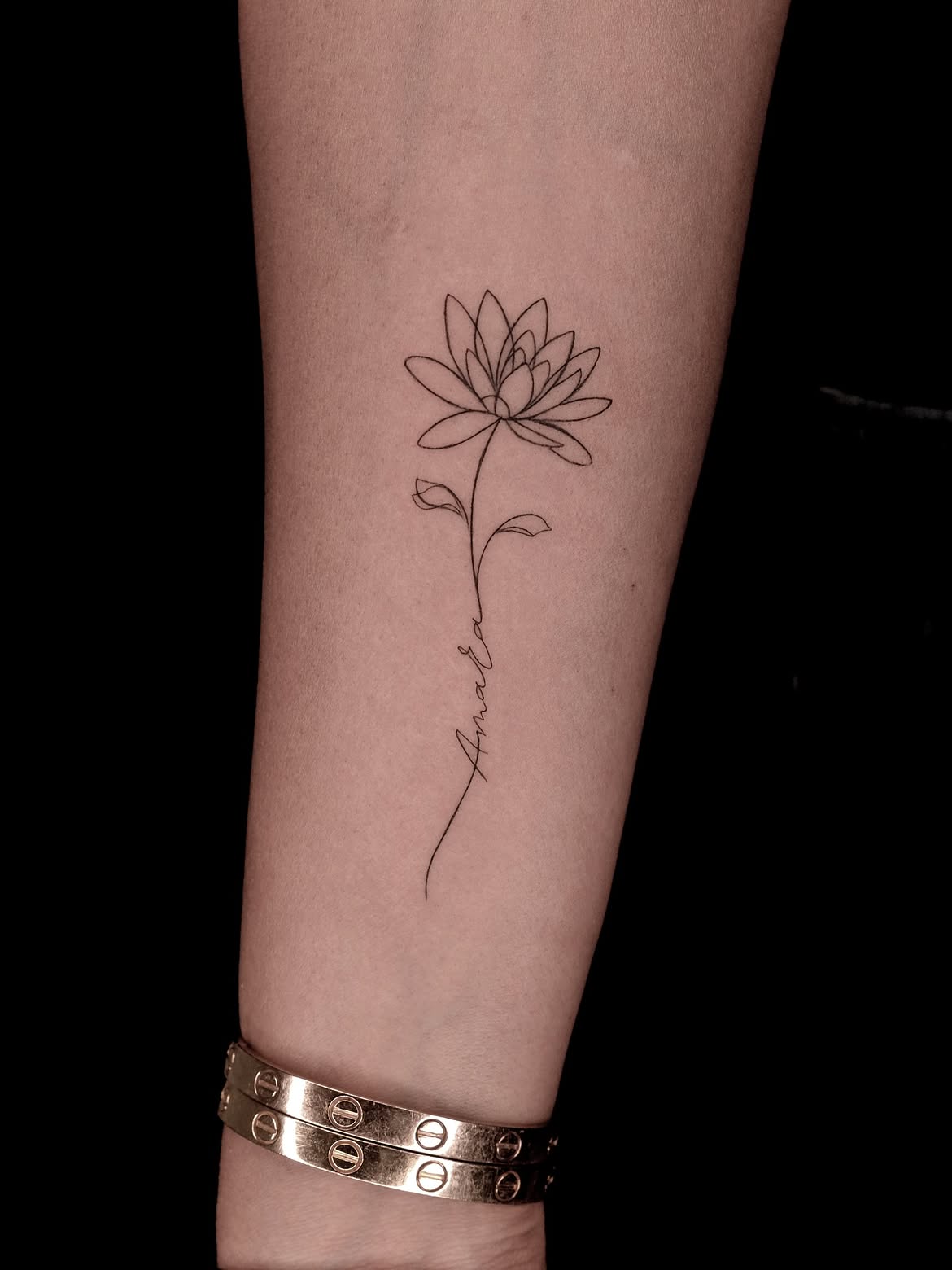 28 Water Lily Tattoo Ideas 2026: Beautiful Fine Line, Color and Japanese Designs