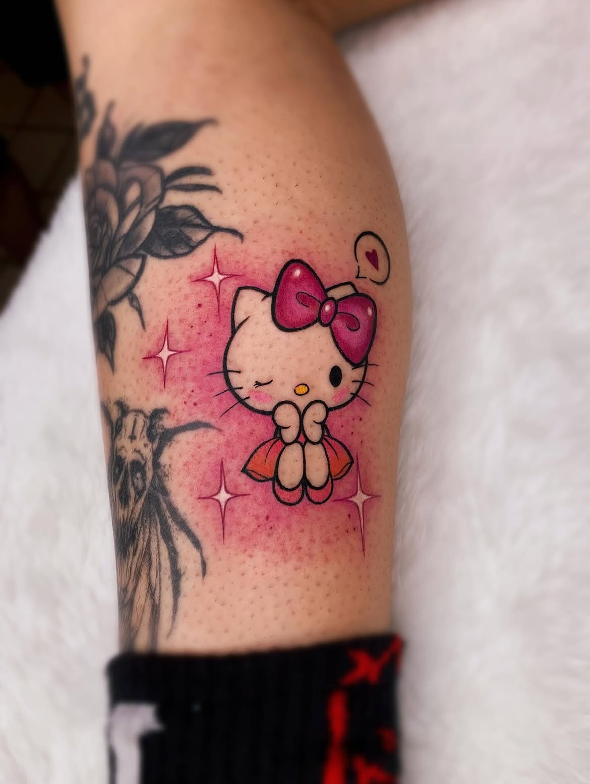 29 Hello Kitty Tattoo Ideas: Cute, Minimalist, Pink and Playful Designs