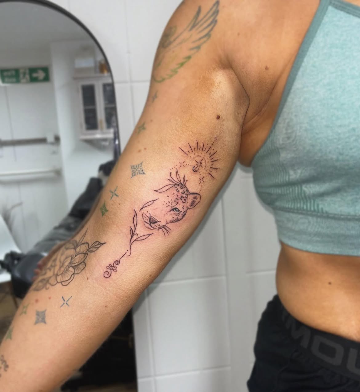 29 Inner Bicep Tattoo Ideas: Meaningful, Feminine and Bold Designs