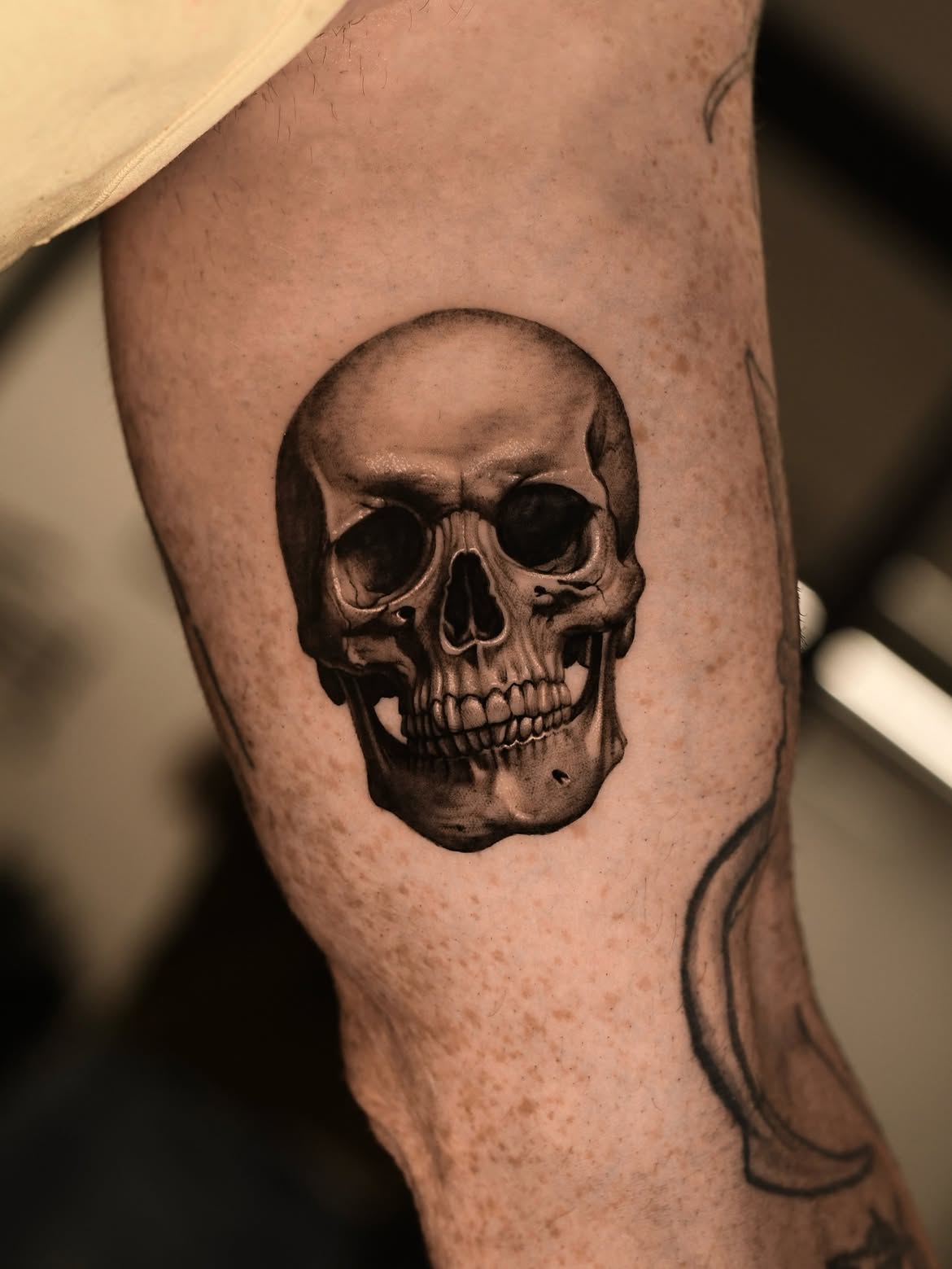 27 Skull Tattoo Designs 2026: Bold Ideas That Blend Dark Art, Symbolism, and Modern Tattoo Trends