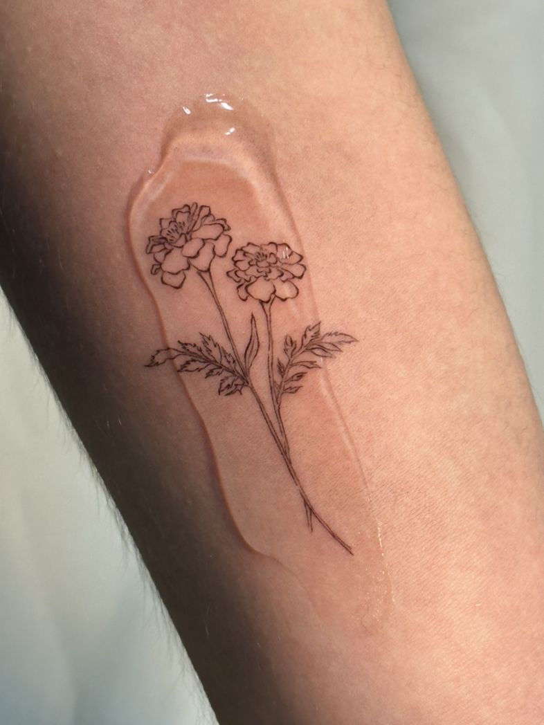 30 Marigold Tattoo Ideas 2026: Beautiful Floral Designs Full of Color and Meaning