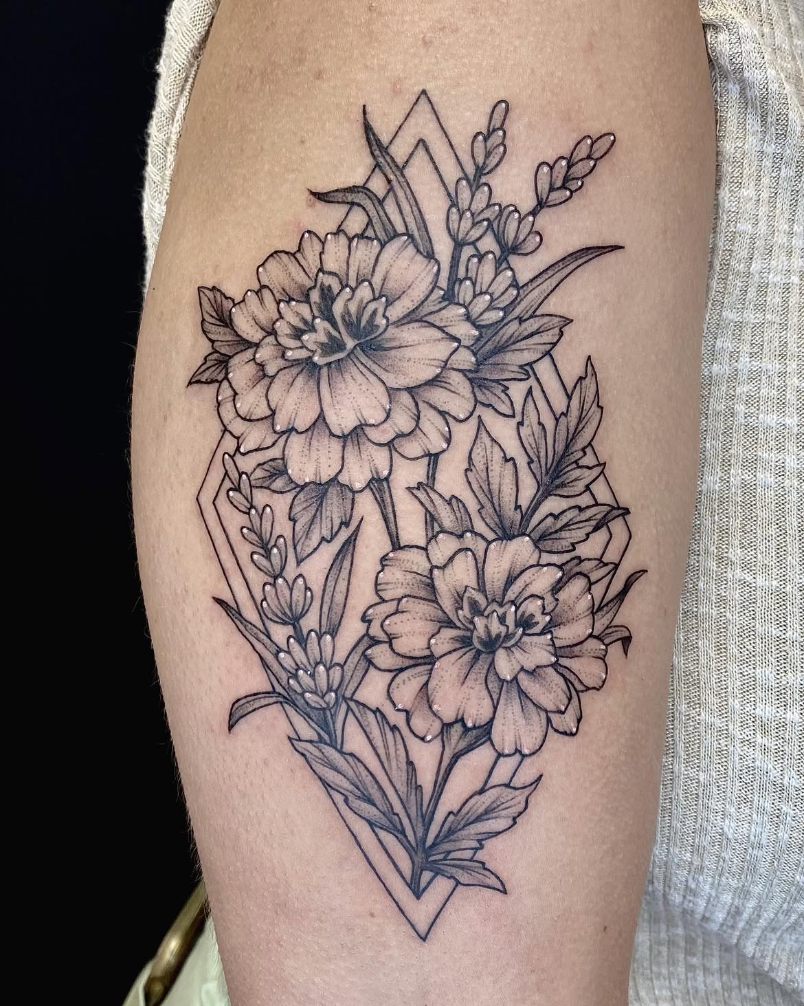 30 Marigold Tattoo Ideas 2026: Beautiful Floral Designs Full of Color and Meaning