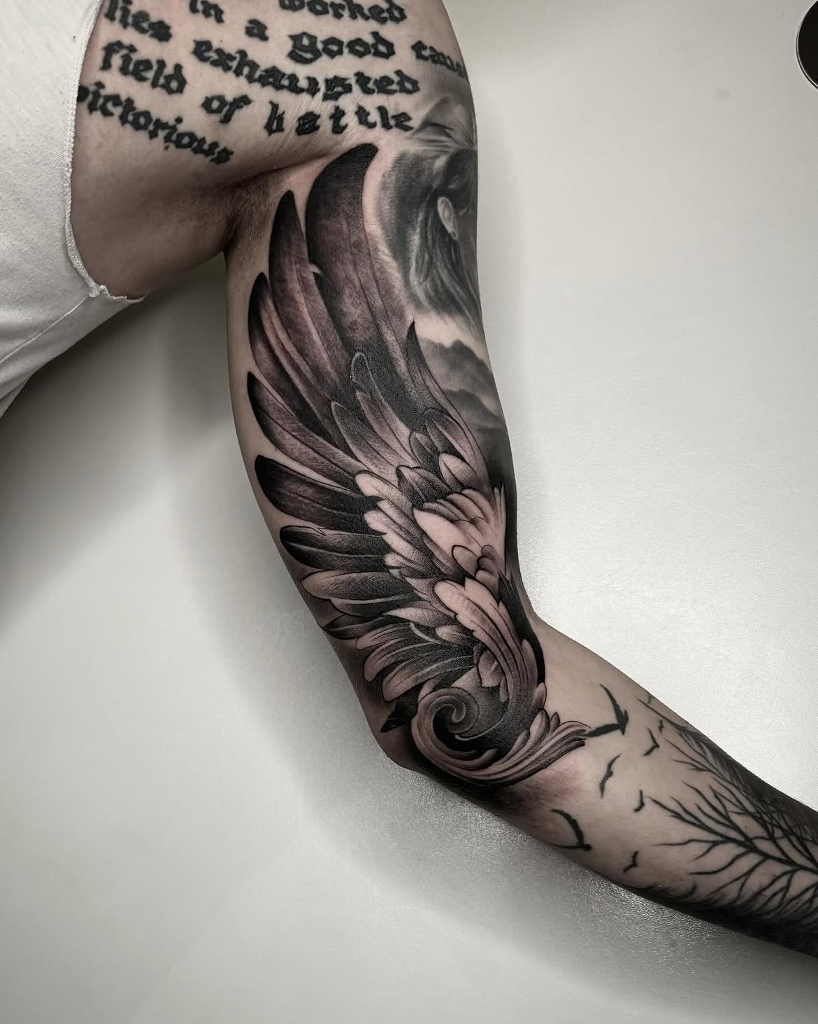 29 Inner Bicep Tattoo Ideas: Meaningful, Feminine and Bold Designs