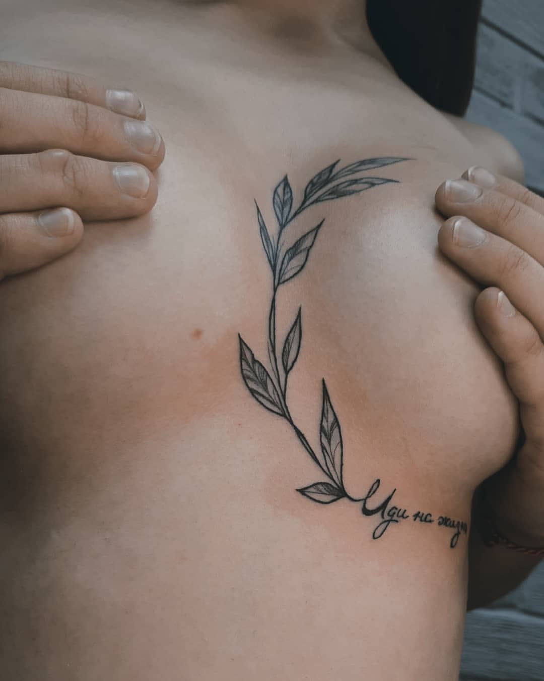 26 Underboob Tattoo Ideas 2026: Designs from Delicate Florals to Bold Blackwork
