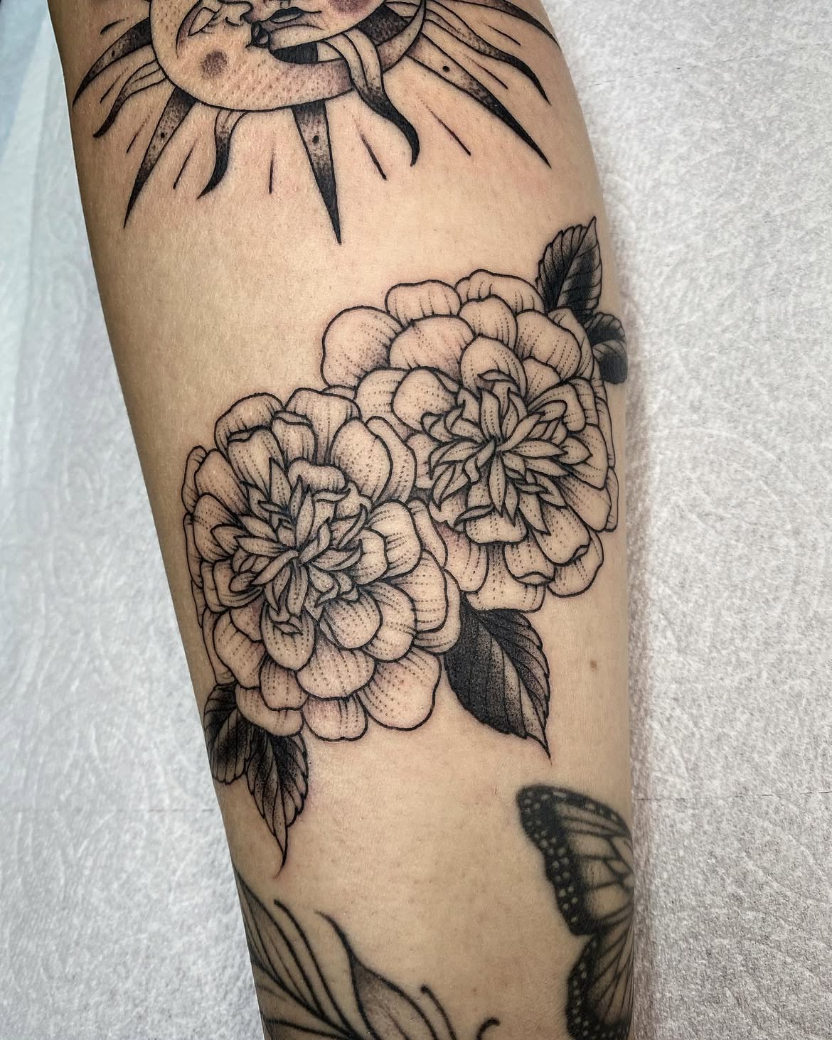 30 Marigold Tattoo Ideas 2026: Beautiful Floral Designs Full of Color and Meaning