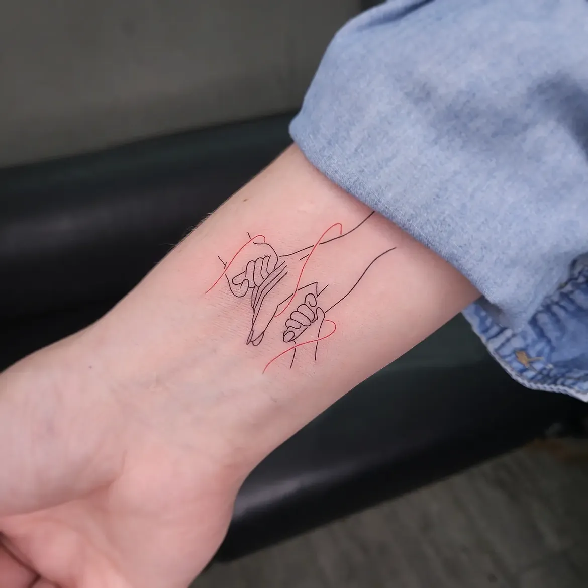 29 Mom Tattoo Ideas 2026: Meaningful Designs That Celebrate an Unbreakable Bond