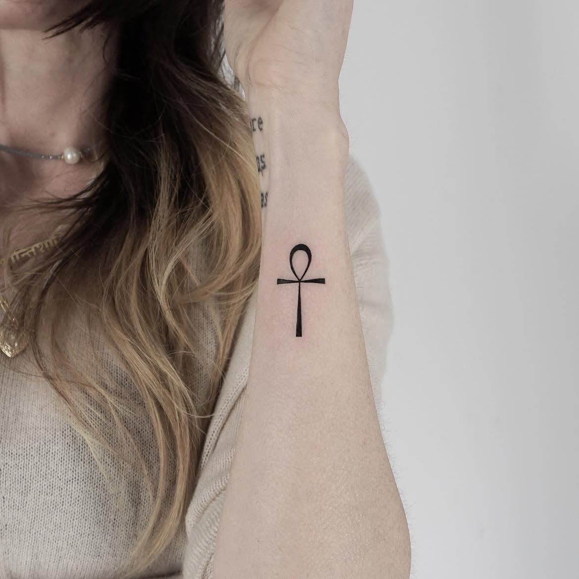 27 Ankh Tattoo Ideas: Meaningful Egyptian Designs for Every Placement