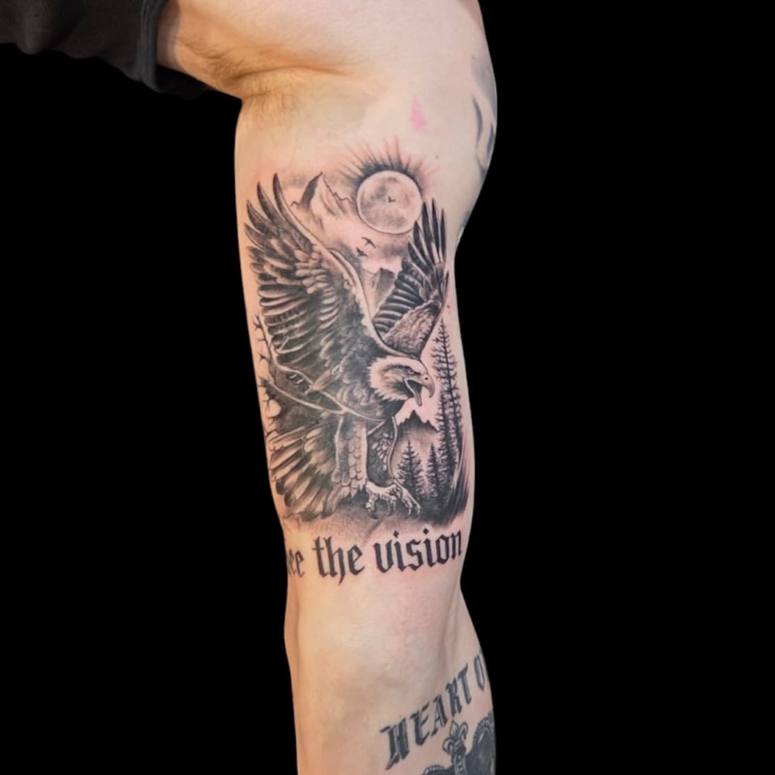 29 Inner Bicep Tattoo Ideas: Meaningful, Feminine and Bold Designs