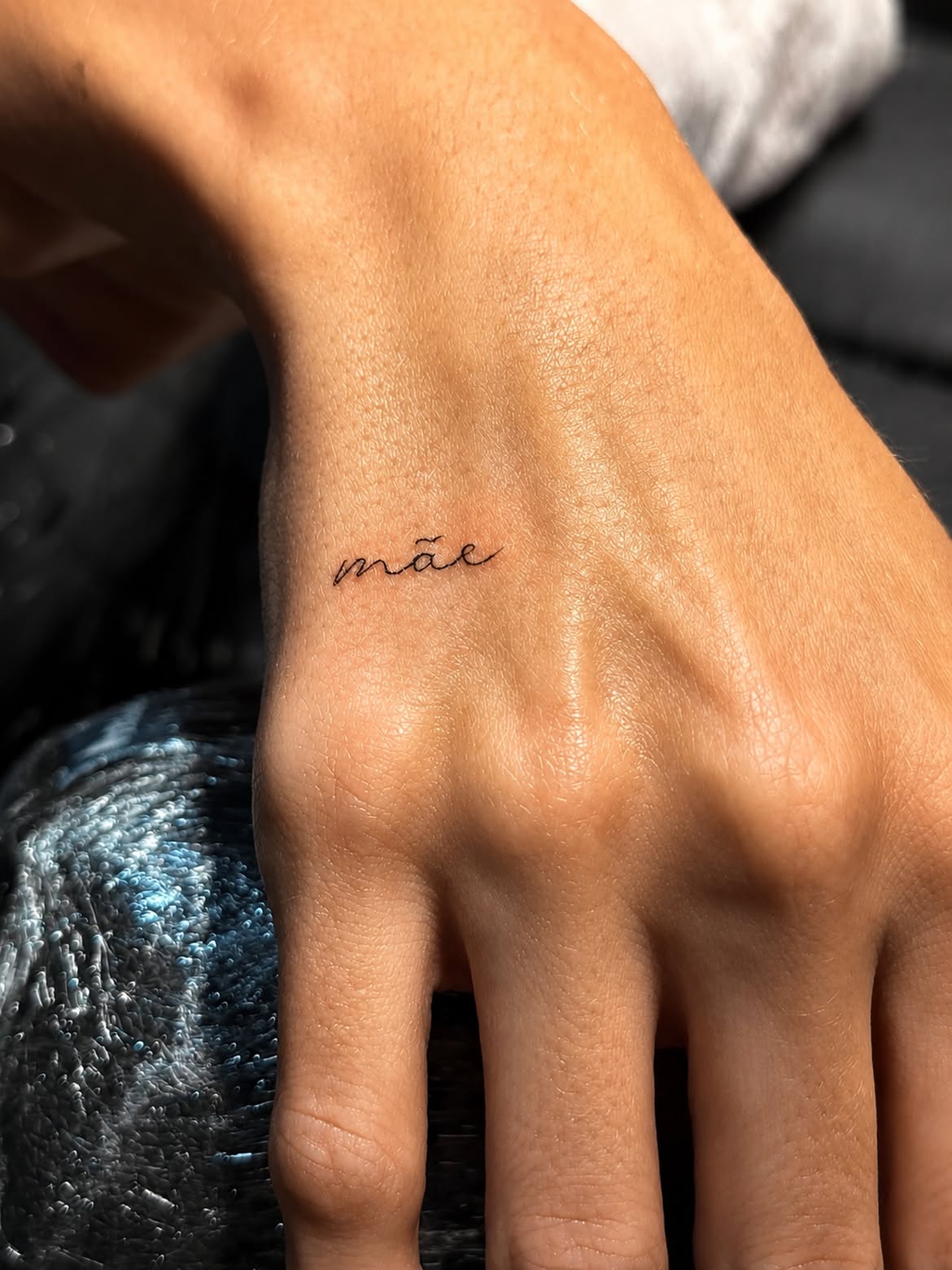 29 Mom Tattoo Ideas 2026: Meaningful Designs That Celebrate an Unbreakable Bond