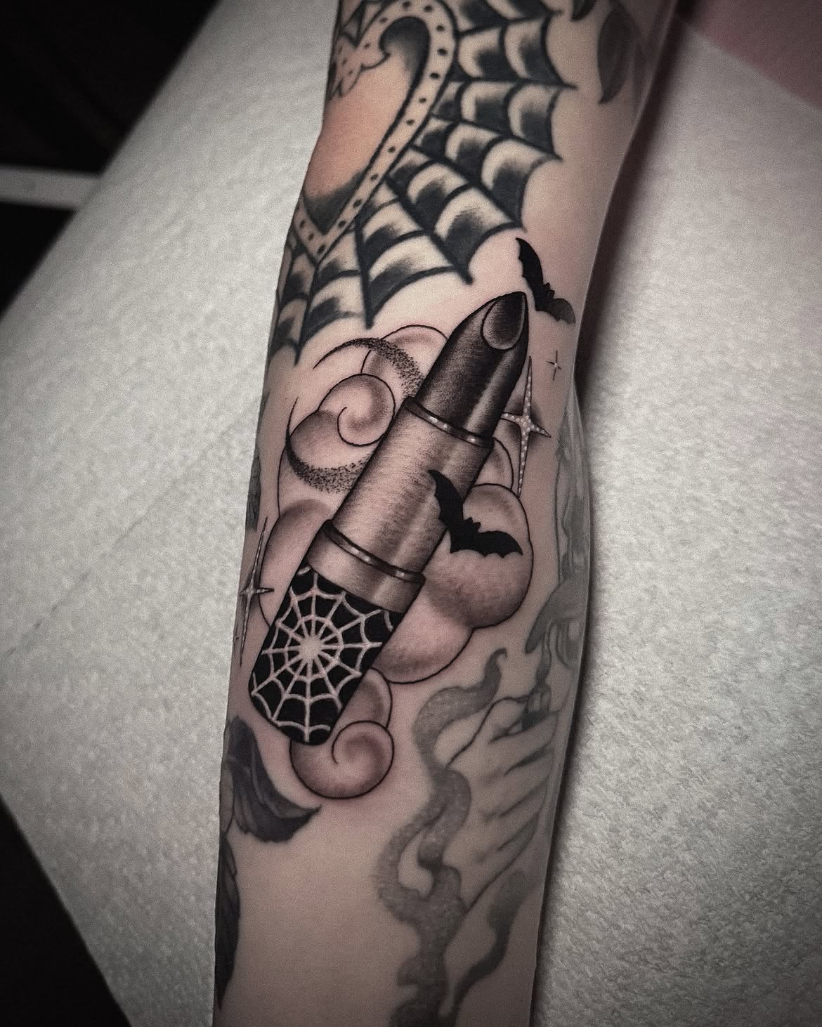 28 Tattoo Filler Ideas 2026: Creative Ways to Complete a Sleeve