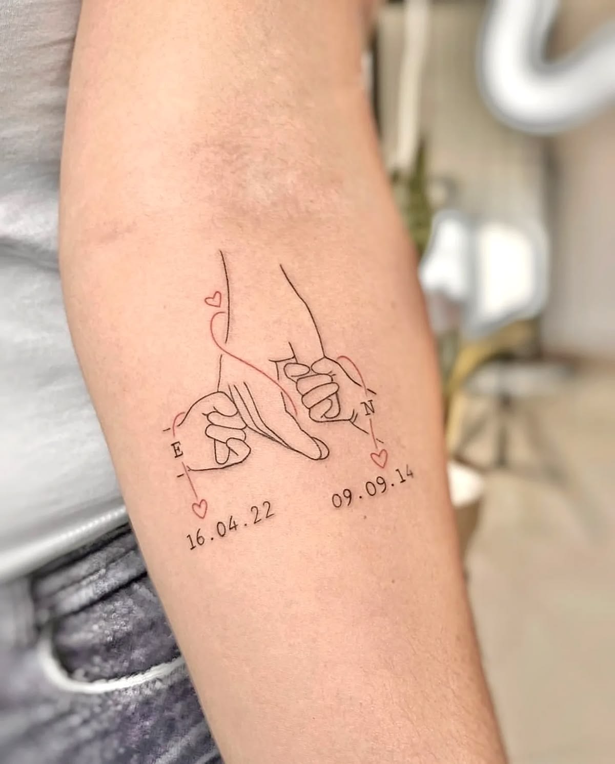 29 Mom Tattoo Ideas 2026: Meaningful Designs That Celebrate an Unbreakable Bond