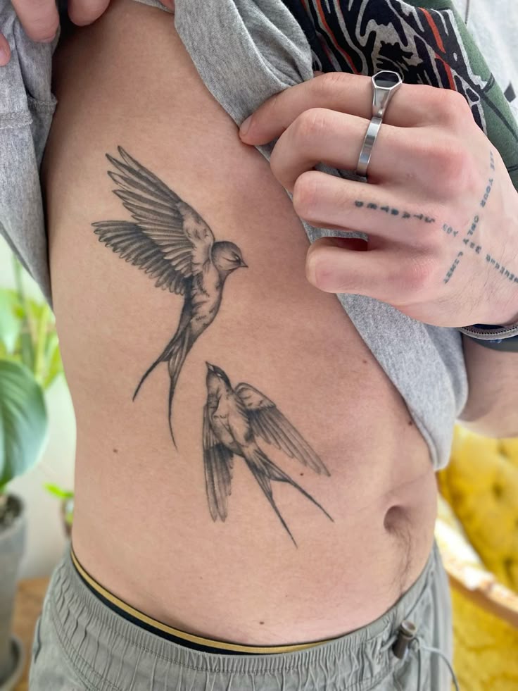28 Swallow Tattoo Ideas 2026: Elegant Designs, Symbolism and Placement Inspiration