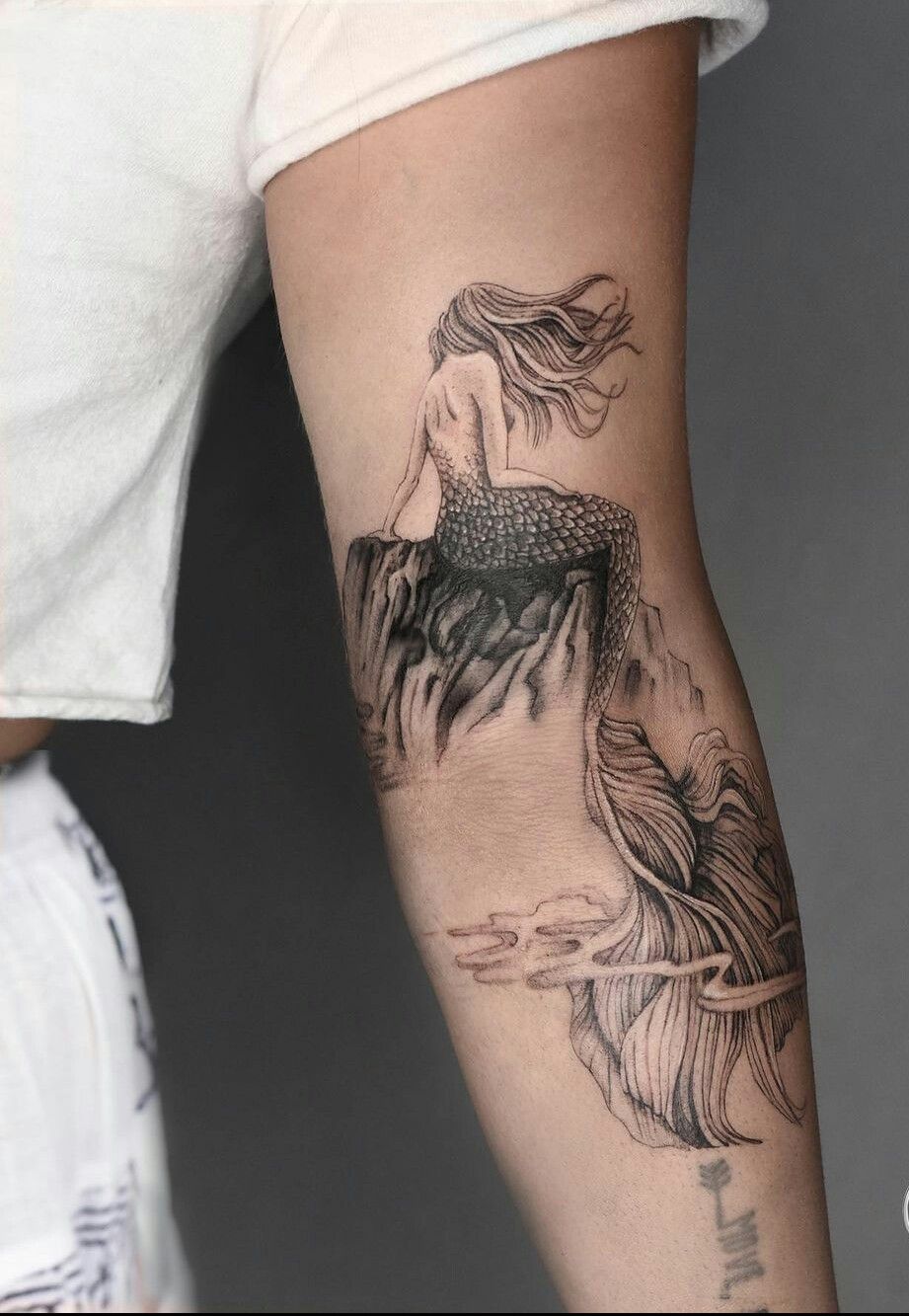 30 Mermaid Tattoo Ideas 2026: Enchanting Designs That Bring Ocean Magic to Life