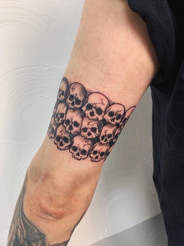 27 Skull Tattoo Designs 2026: Bold Ideas That Blend Dark Art, Symbolism, and Modern Tattoo Trends