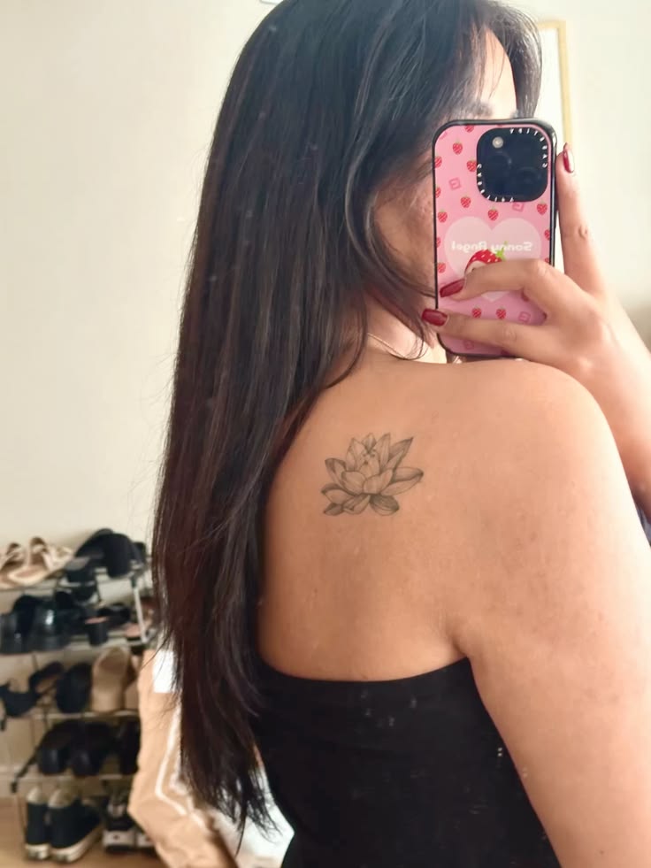28 Water Lily Tattoo Ideas 2026: Beautiful Fine Line, Color and Japanese Designs
