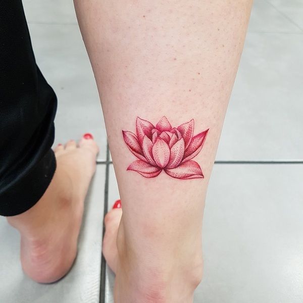 28 Water Lily Tattoo Ideas 2026: Beautiful Fine Line, Color and Japanese Designs