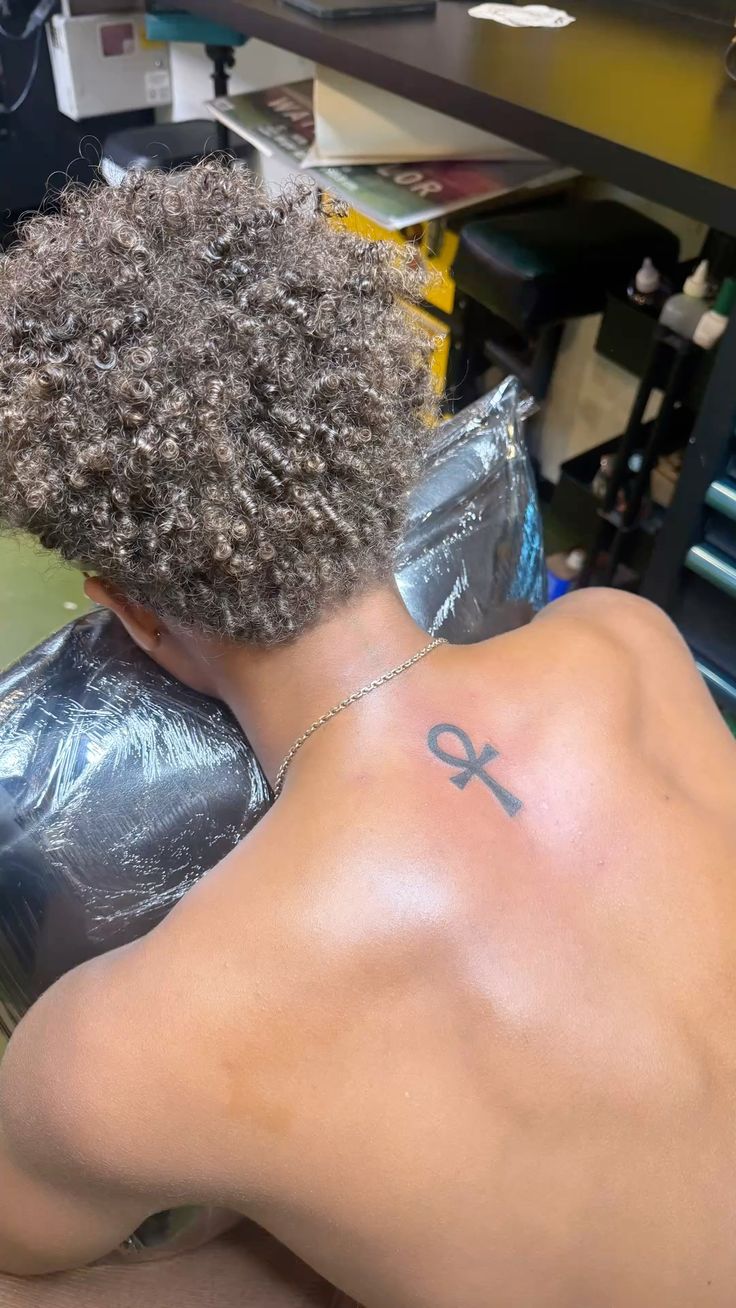 27 Ankh Tattoo Ideas: Meaningful Egyptian Designs for Every Placement