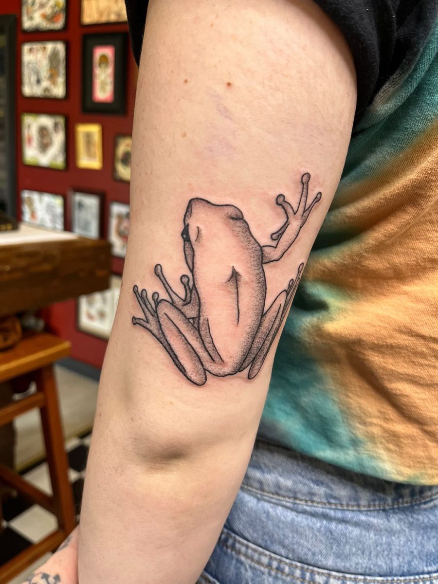 28 Frog Tattoo Ideas: Creative Designs From Tiny Frogs to Bold Tropical Art