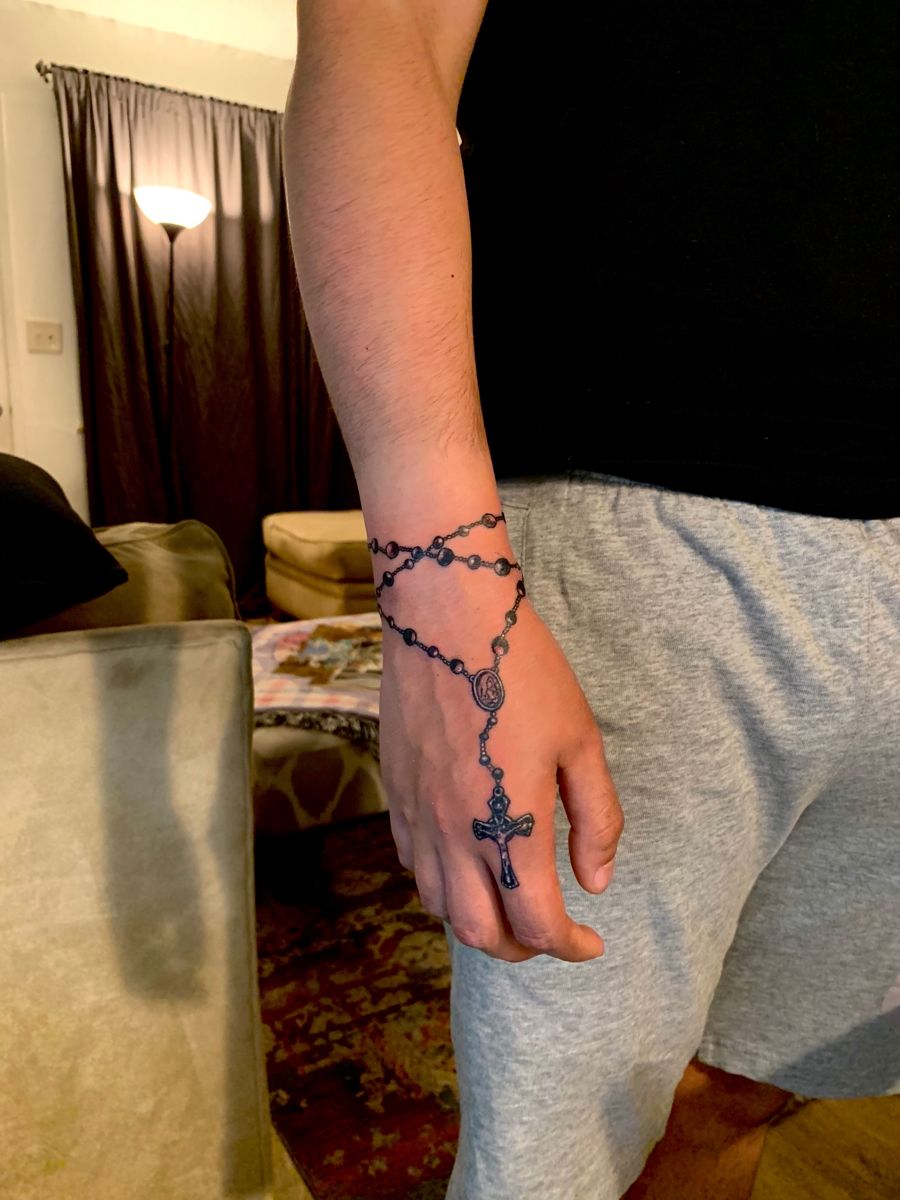 26 Rosary Tattoo Ideas: Meaningful Designs From Dainty Beads to Statement Crosses