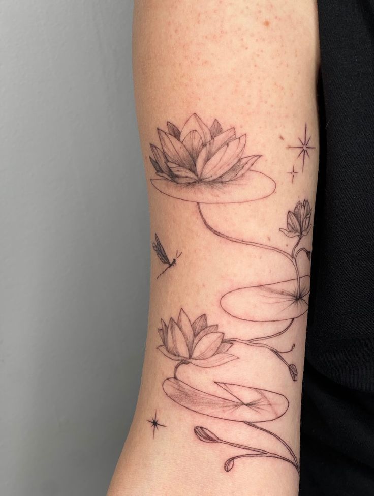 28 Water Lily Tattoo Ideas 2026: Beautiful Fine Line, Color and Japanese Designs