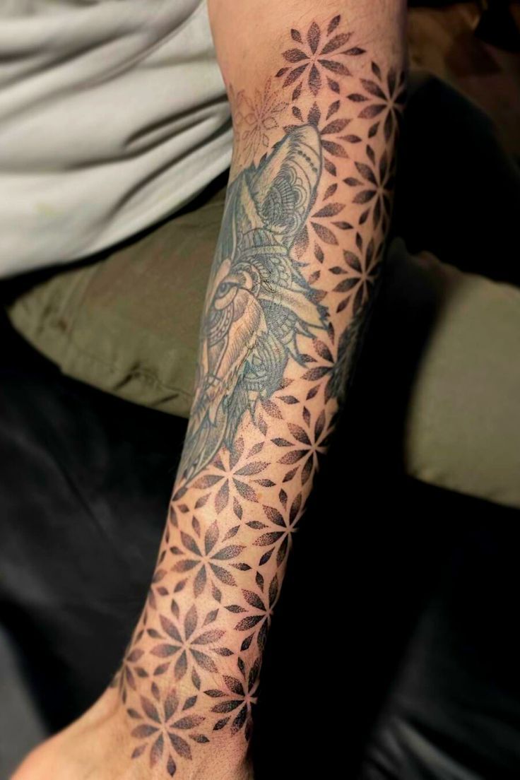28 Tattoo Filler Ideas 2026: Creative Ways to Complete a Sleeve