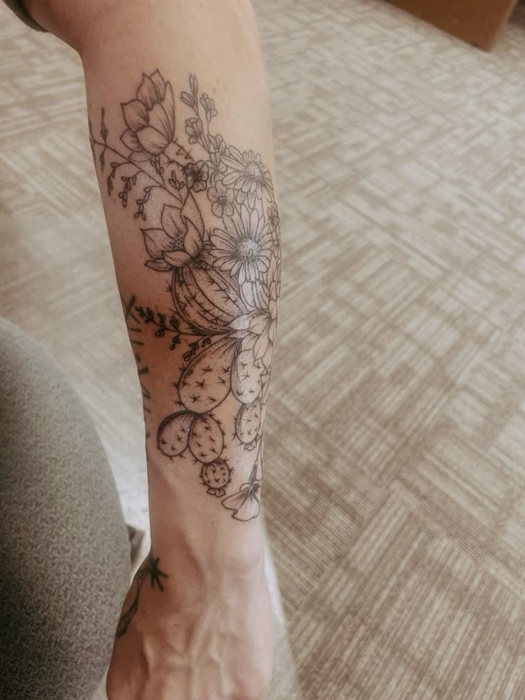 27 Cactus Tattoo Ideas 2026: Desert-Inspired Designs from Fine Line to Color