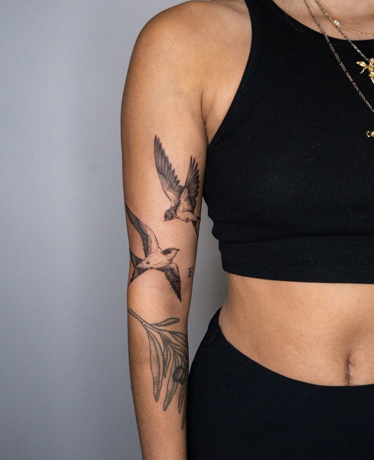 28 Swallow Tattoo Ideas 2026: Elegant Designs, Symbolism and Placement Inspiration