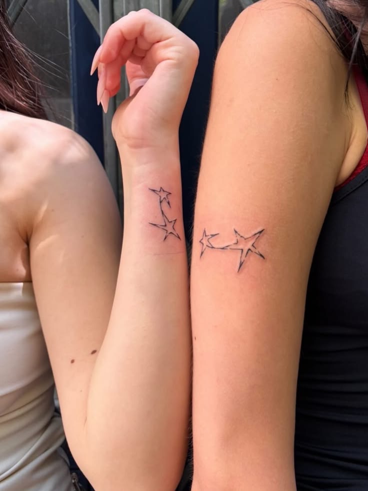 28 Sister Tattoo Ideas That Celebrate a Bond in a Personal Way