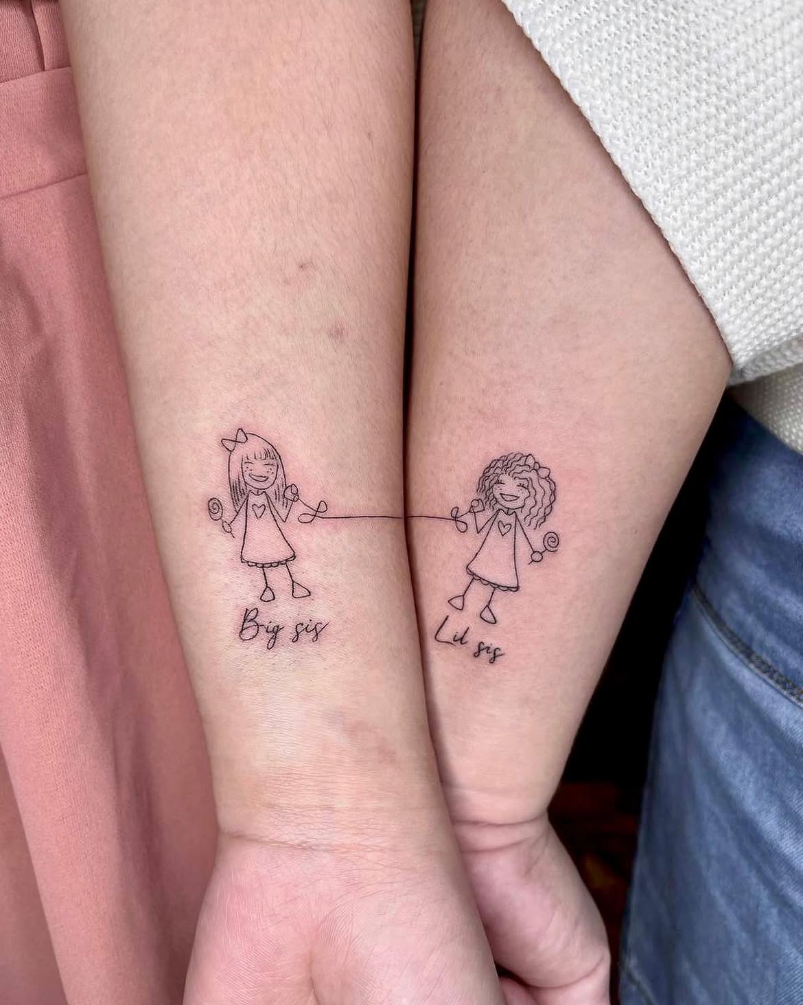 28 Sister Tattoo Ideas That Celebrate a Bond in a Personal Way