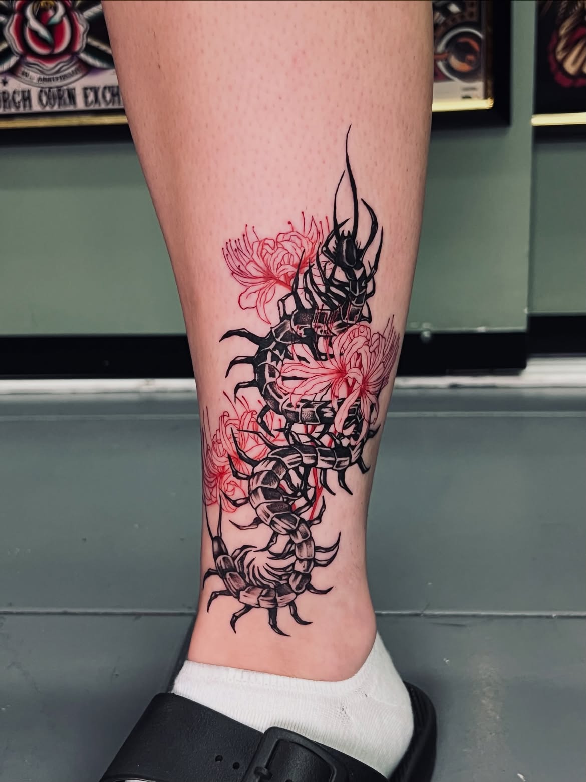 28 Tokyo Ghoul Tattoo Ideas: Dark Manga Art, Spider Lilies, Centipedes and Kaneki-Inspired Designs
