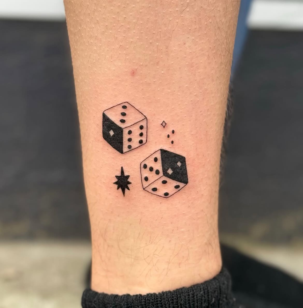 28 Dice Tattoo Ideas: From Lucky Rolls to Hearts, Flames, and Minimalist Designs