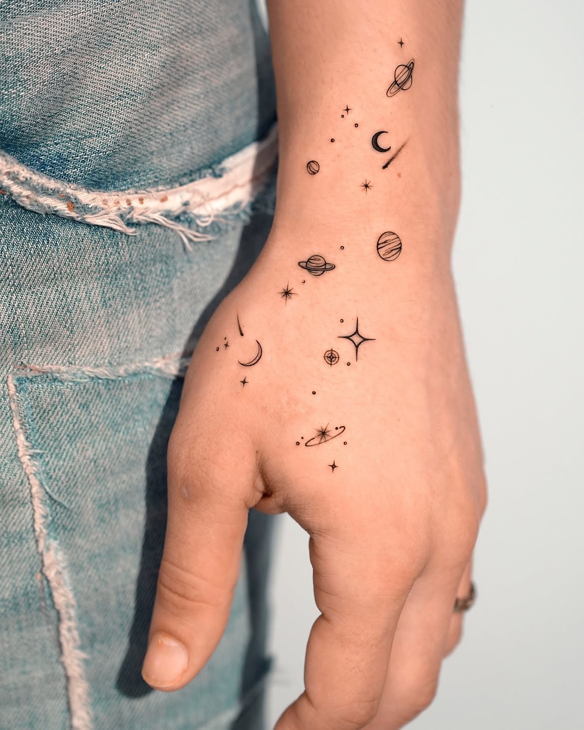 30 Galaxy Tattoo Ideas: From Minimalist Orbits to Watercolor Nebulas