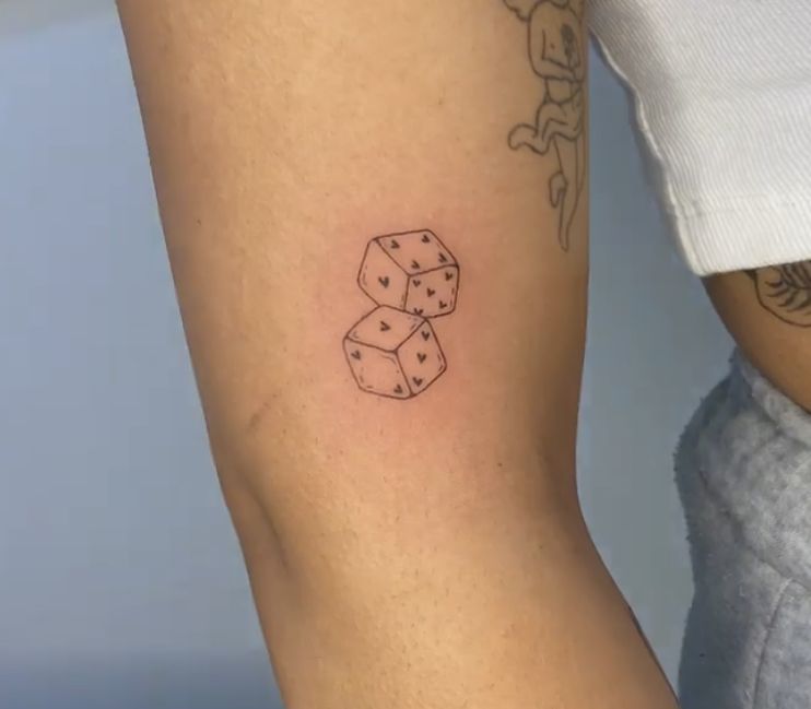 28 Dice Tattoo Ideas: From Lucky Rolls to Hearts, Flames, and Minimalist Designs