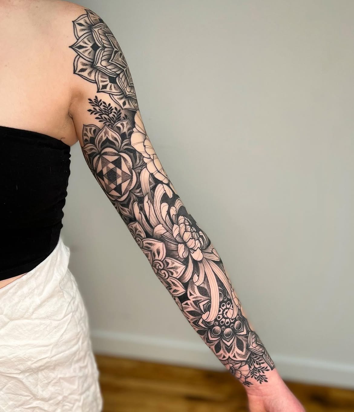 28 Full Sleeve Tattoo Ideas: Bold Designs That Turn the Entire Arm Into Art