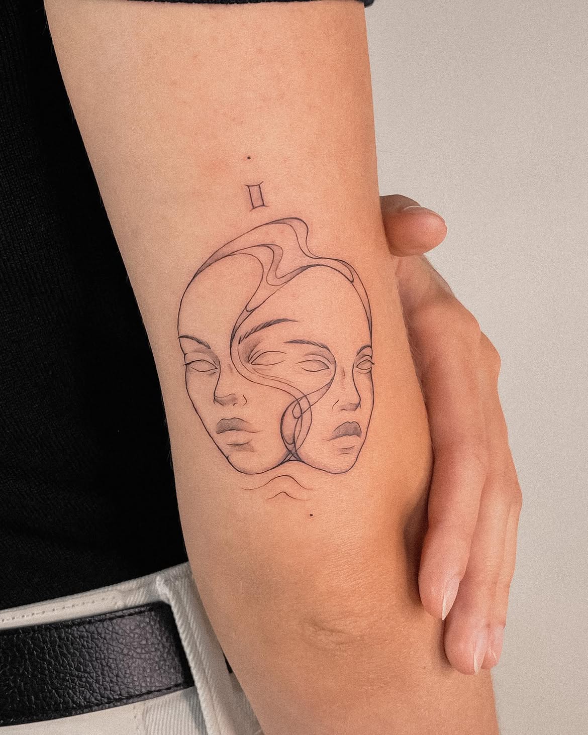 28 Gemini Tattoo Ideas: Creative Designs Inspired by the Twins