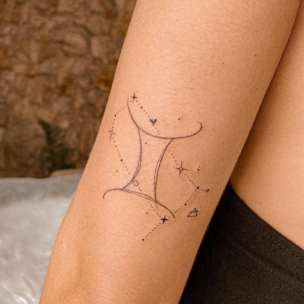 28 Gemini Tattoo Ideas: Creative Designs Inspired by the Twins
