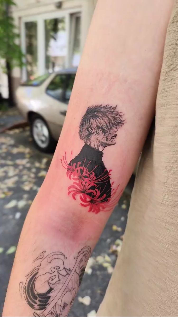 28 Tokyo Ghoul Tattoo Ideas: Dark Manga Art, Spider Lilies, Centipedes and Kaneki-Inspired Designs