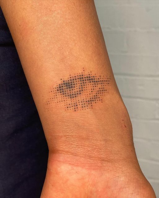 27 Dotwork Tattoo Ideas: From Delicate Stippling to Bold Geometric Mandalas