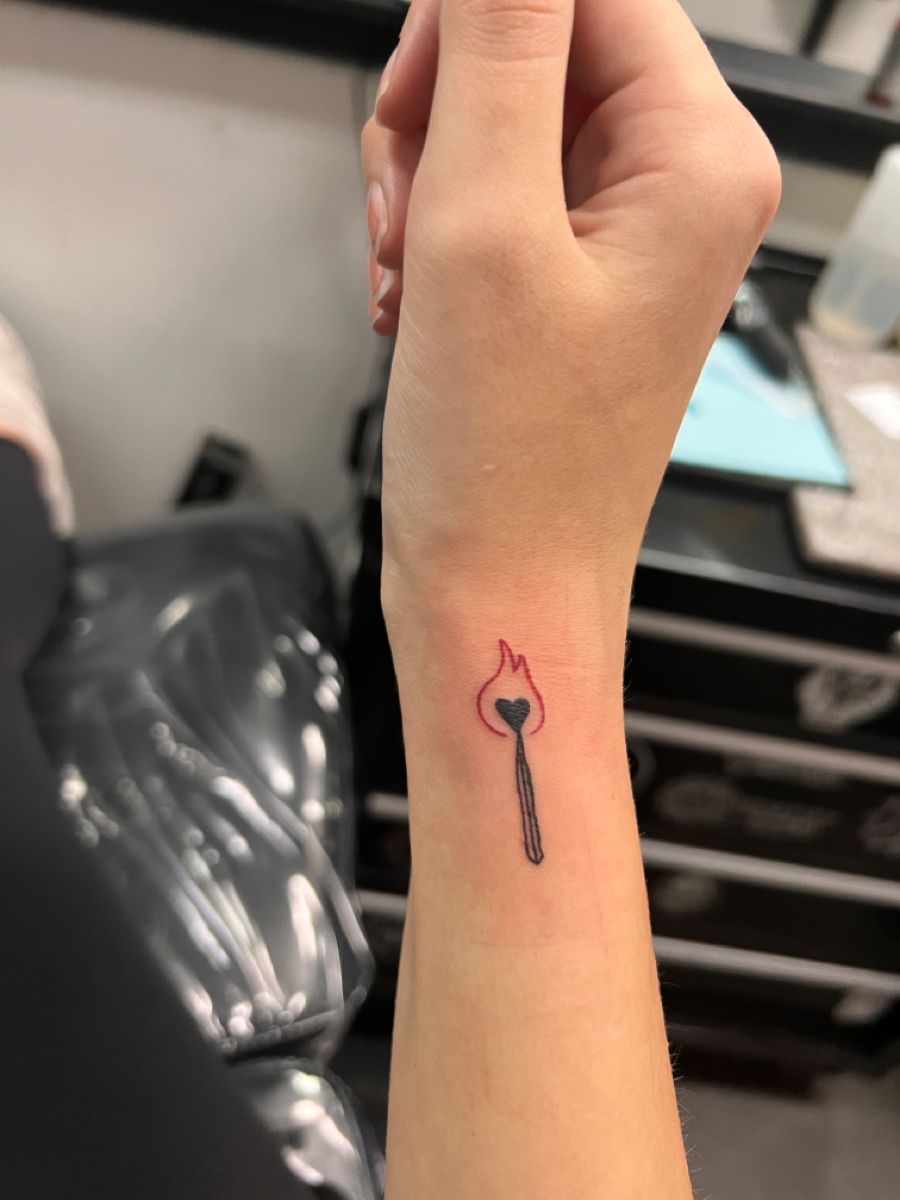 29 Matchstick Tattoo Ideas: Small Flames, Powerful Meanings, and Minimalist Designs