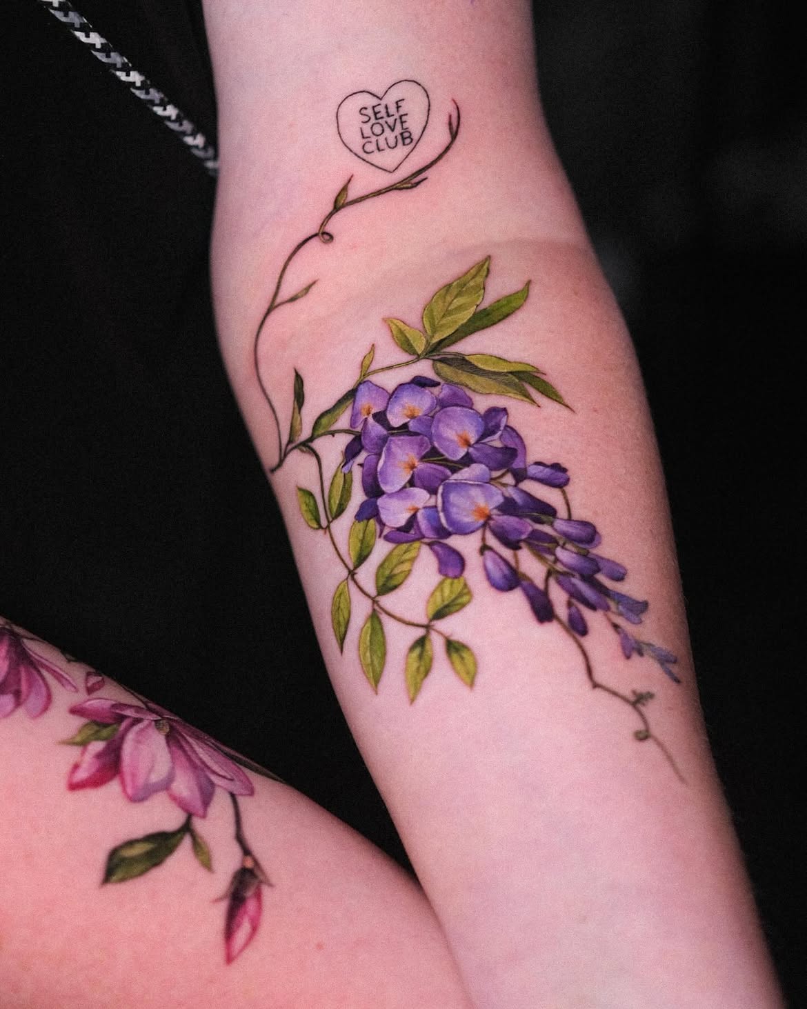 30 Beautiful Wisteria Tattoo Ideas That Capture the Romance of Nature