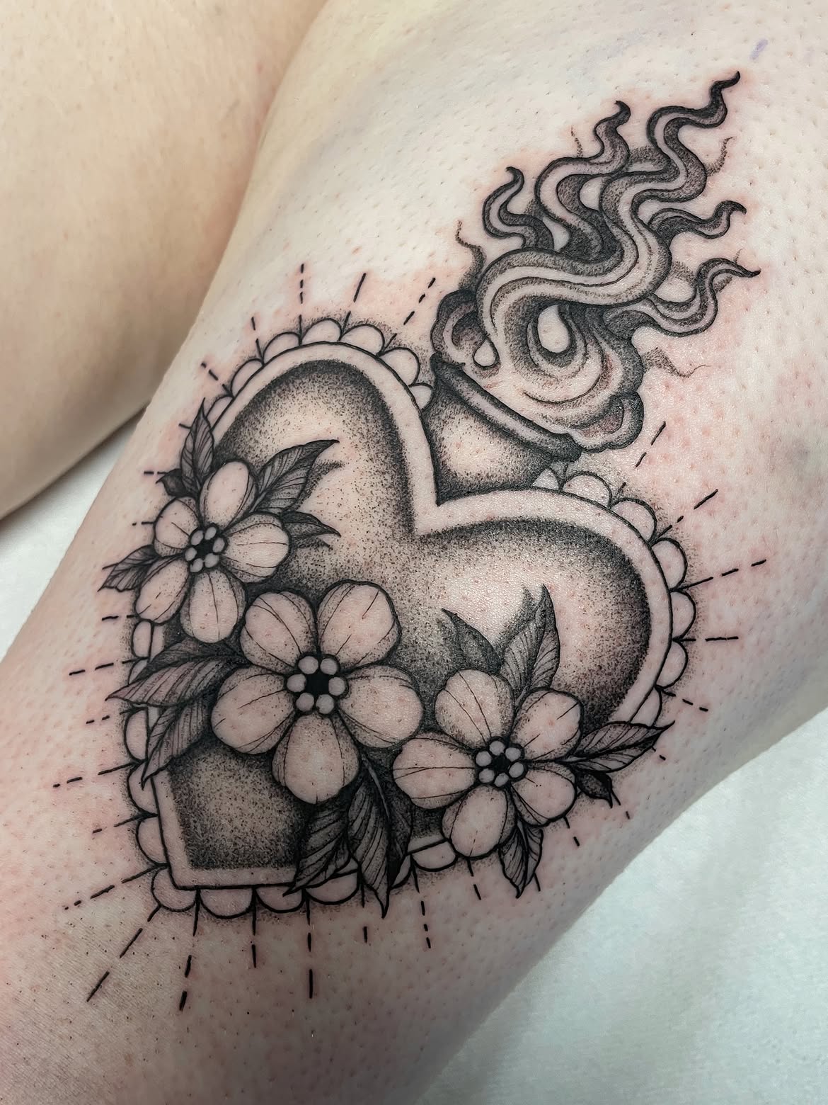 28 Sacred Heart Tattoo Ideas: From Delicate Fine Line Designs to Bold Traditional Ink