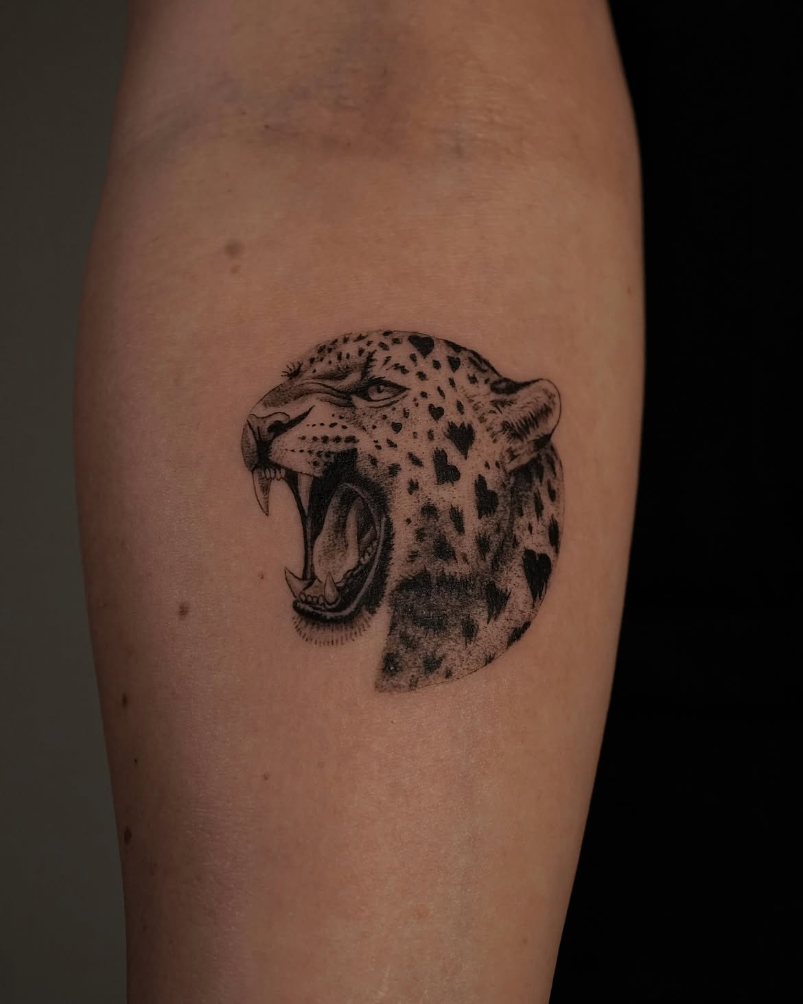29 Micro Realism Tattoo Ideas: Tiny Details With a Big Visual Impact