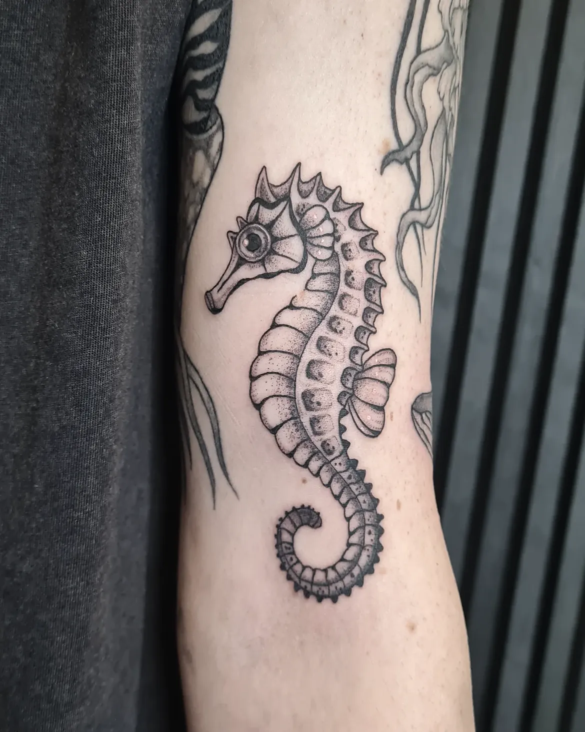 31 Seahorse Tattoo Ideas: Beautiful Designs That Capture the Magic of the Ocean