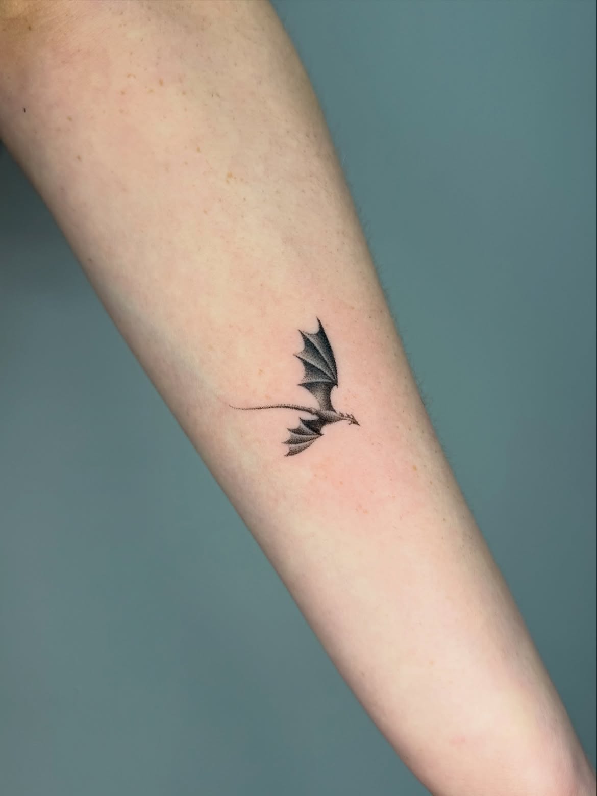 29 Micro Realism Tattoo Ideas: Tiny Details With a Big Visual Impact