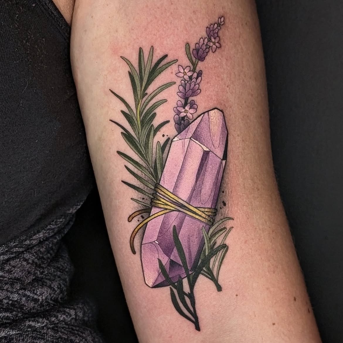 25 Crystal Tattoo Ideas: From Delicate Gemstones to Colorful Botanical Designs