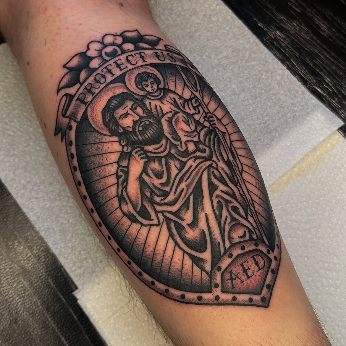 27 Saint Christopher Tattoo Ideas: From Fine Line Protection Symbols to Dramatic Religious Sleeves