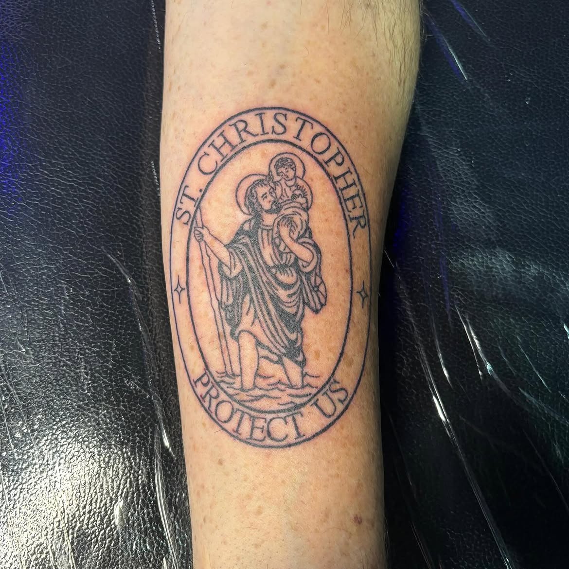 27 Saint Christopher Tattoo Ideas: From Fine Line Protection Symbols to Dramatic Religious Sleeves