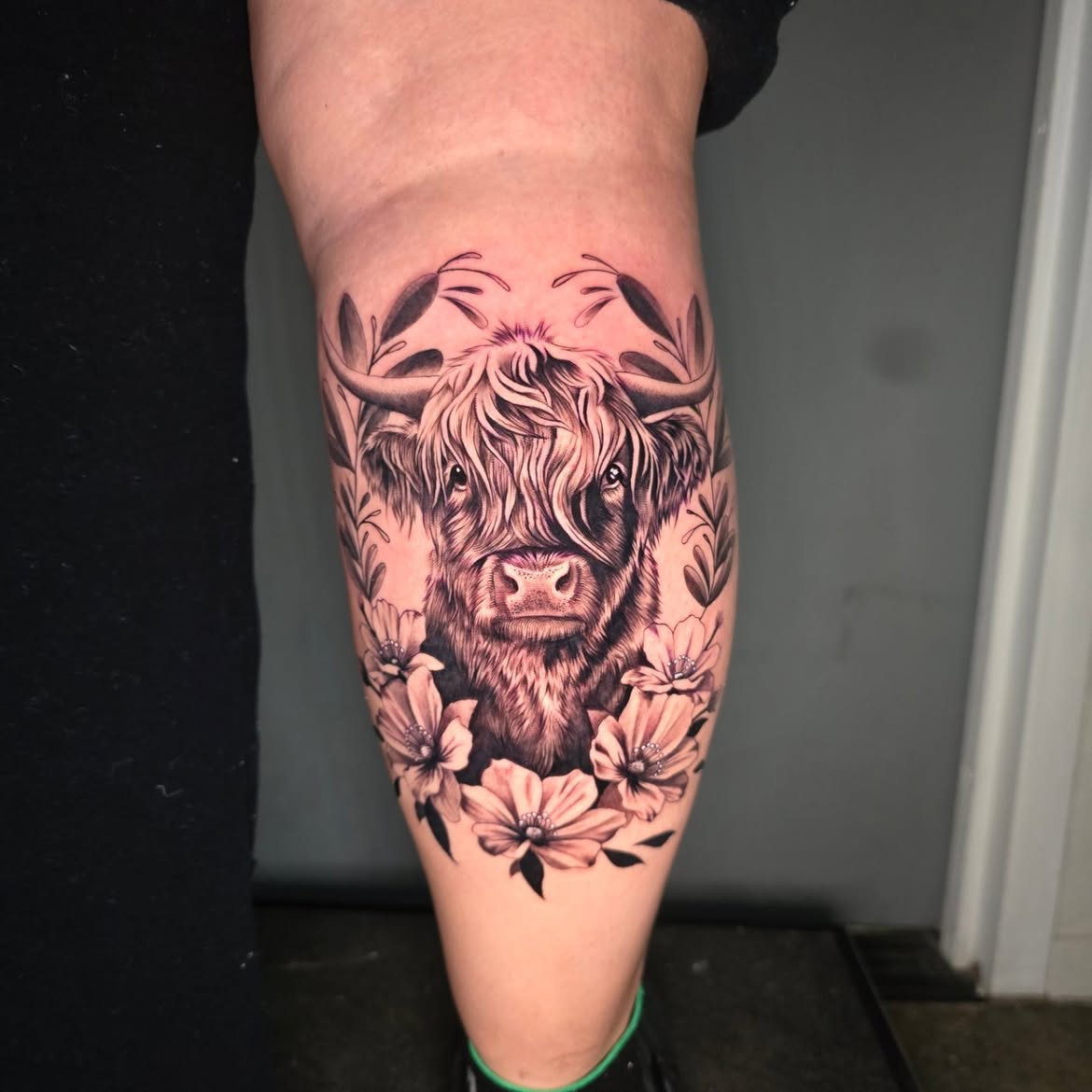 27 Highland Cow Tattoo Ideas: Charming Designs From Minimalist to Colorful